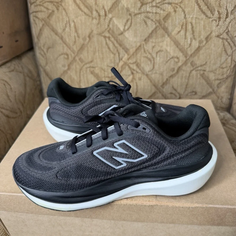 New Balance Fresh Foam X 1080v15 Black Women's Running Shoes 6.5 B W1080815 EUC!